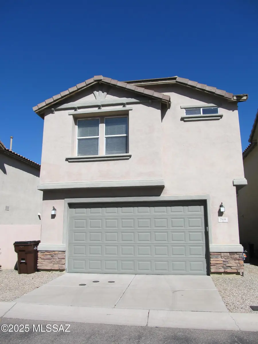 748 W Paseo Celestial, Sahuarita, AZ 85629 - Image #2