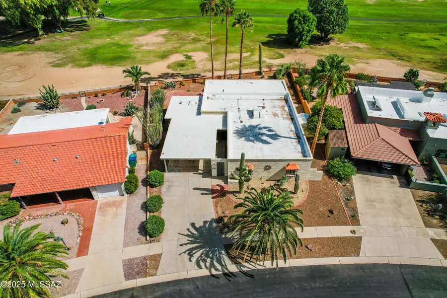 432 E Los Rincones, Green Valley, AZ 85614 - Image #2