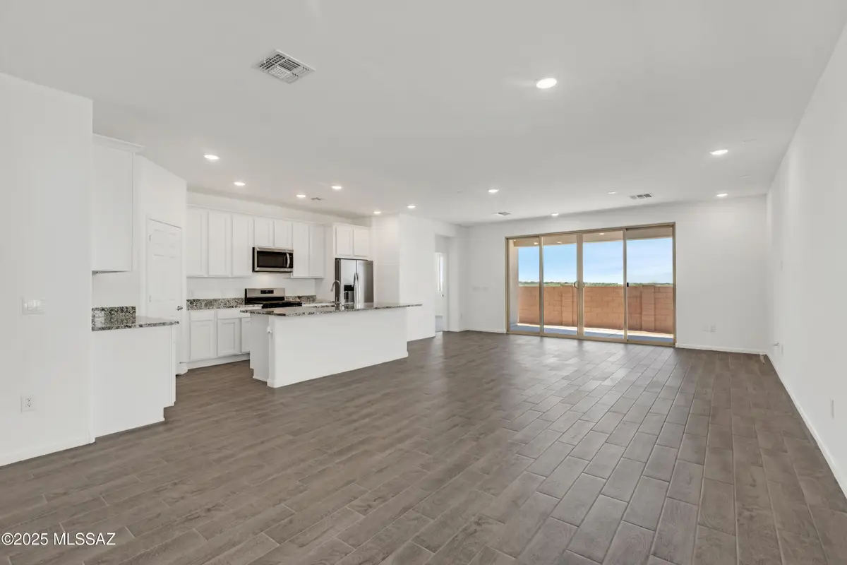 10104 S Arnold Ranch Court, Vail, AZ 85641 - Image #1