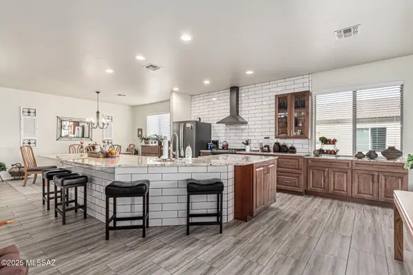 793 E Blue Rock Way, Vail, AZ 85641