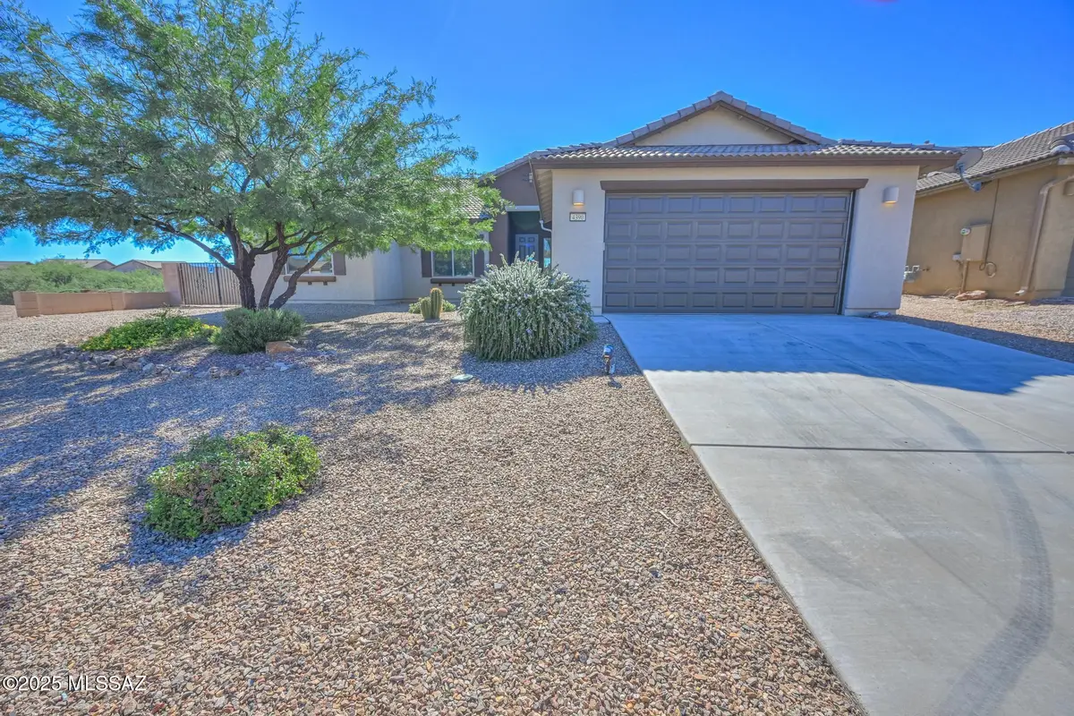 4390 Christopher, Sierra Vista, AZ 85650 - #1