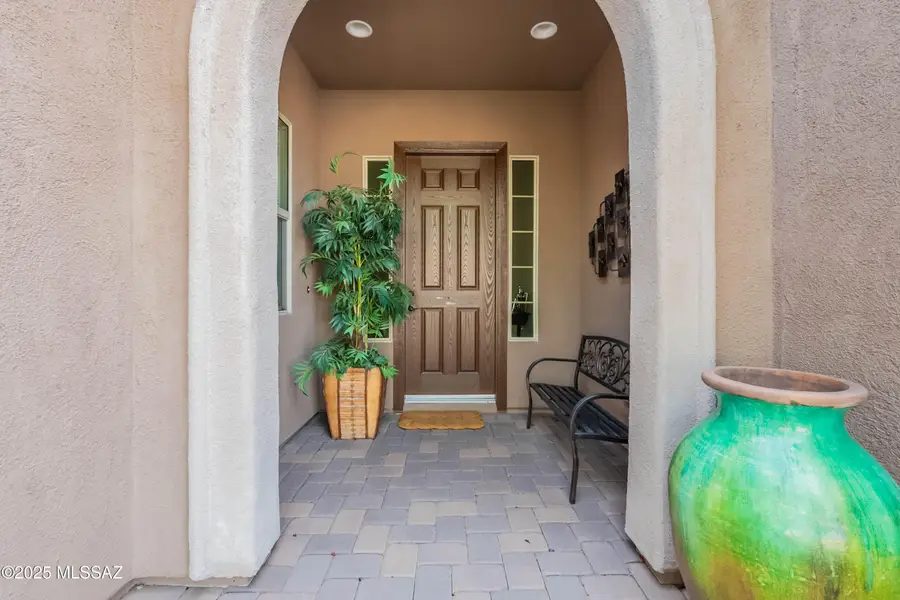 365 W Red Ribbon Lane, Oro Valley, AZ 85755 - Image #2