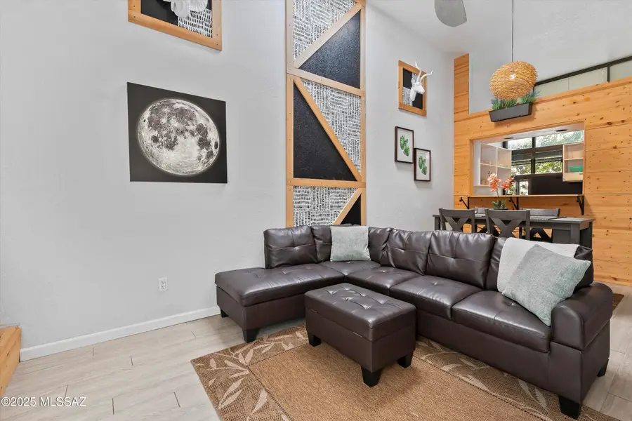 7622 E Callisto Circle #202, Tucson, AZ 85715 - Image #2