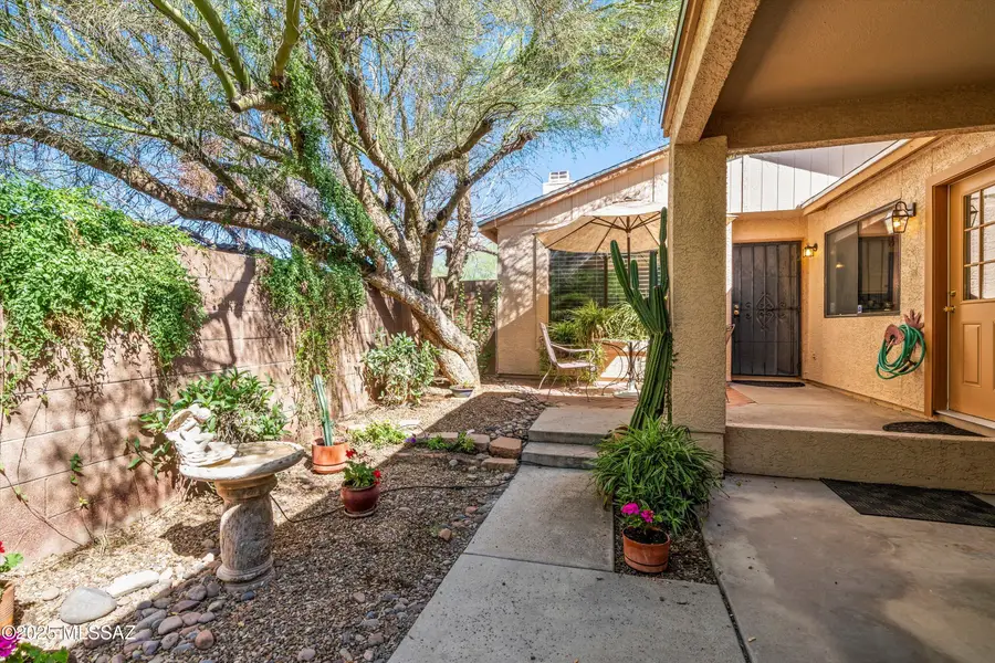 2596 N Ironwood Ridge Drive, Tucson, AZ 85745 - Image #3