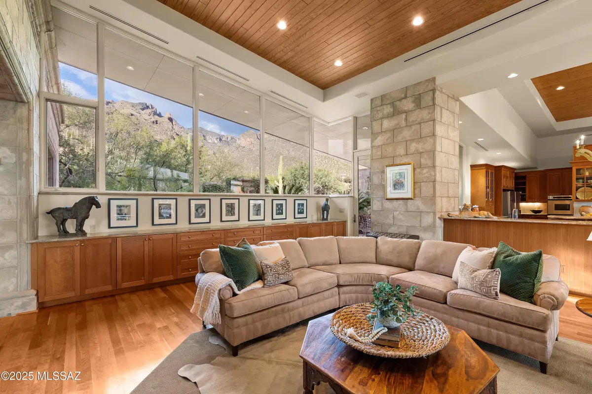 7301 N Secret Canyon, Tucson, AZ 85718 - Image #1