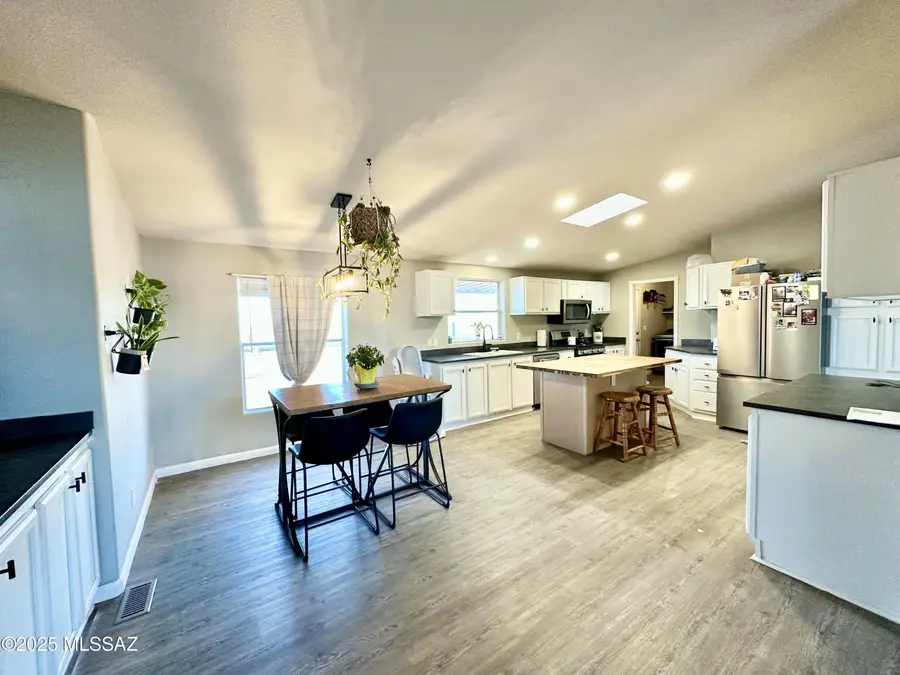 10300 N Fire Crest Place, Marana, AZ 85653 - Image #2