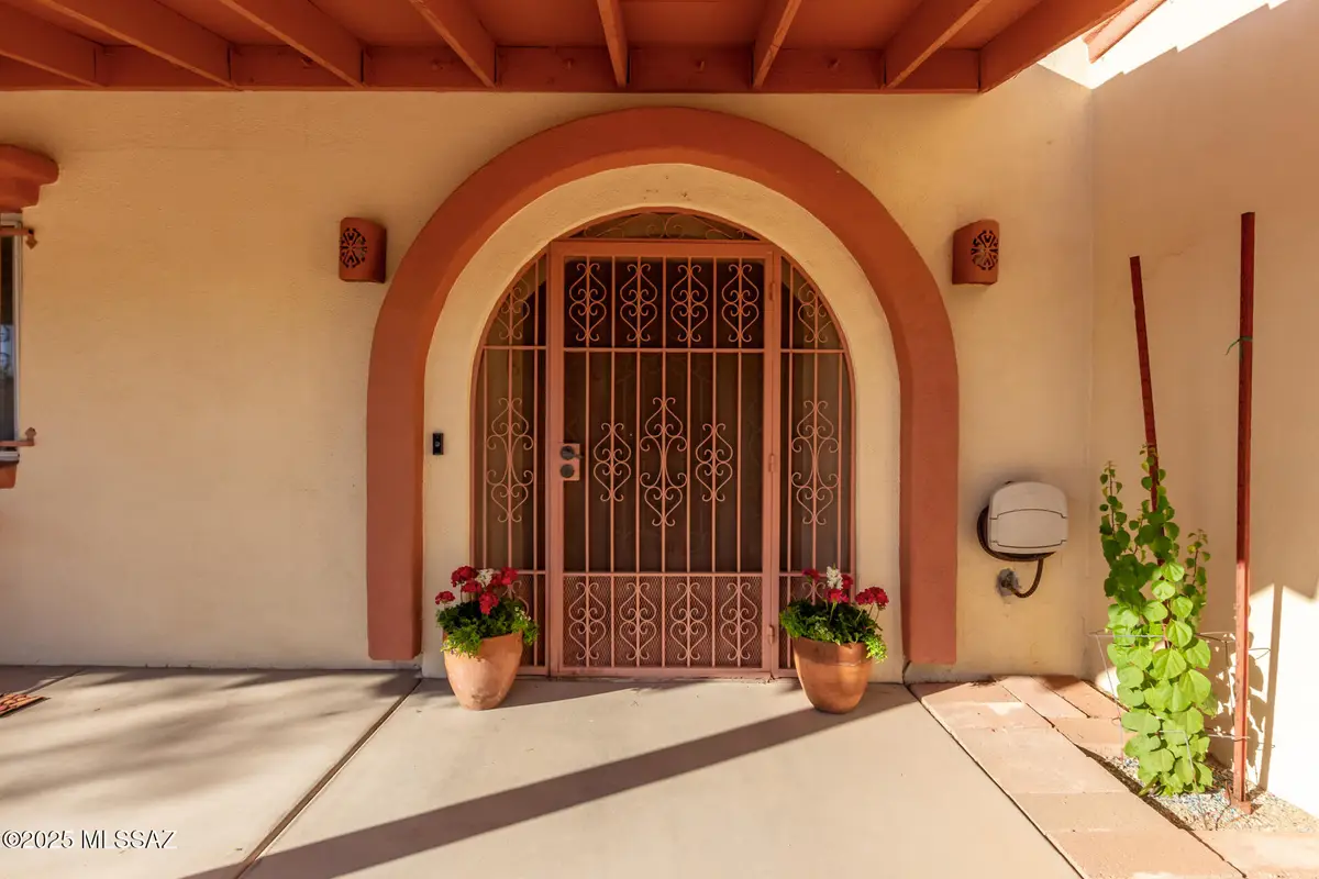 10631 E Rusty Spur Drive, Tucson, AZ 85749 - Image #1