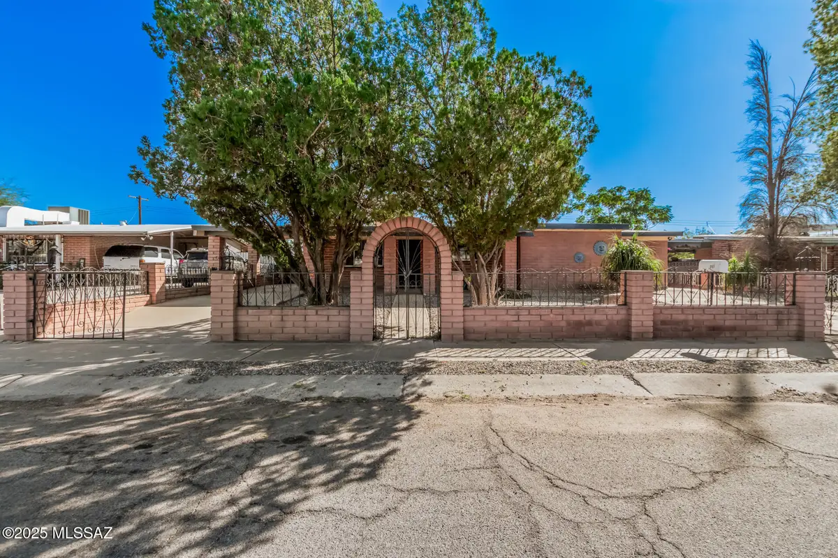 257 W Calle Margarita, Tucson, AZ 85706 - Image #1