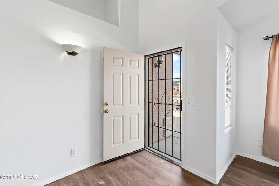 8806 E Mountain Spring Drive, Tucson, AZ 85747 - Image #2