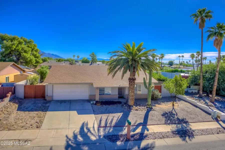 8300 N Bayou Drive, Tucson, AZ 85741 - Image #3