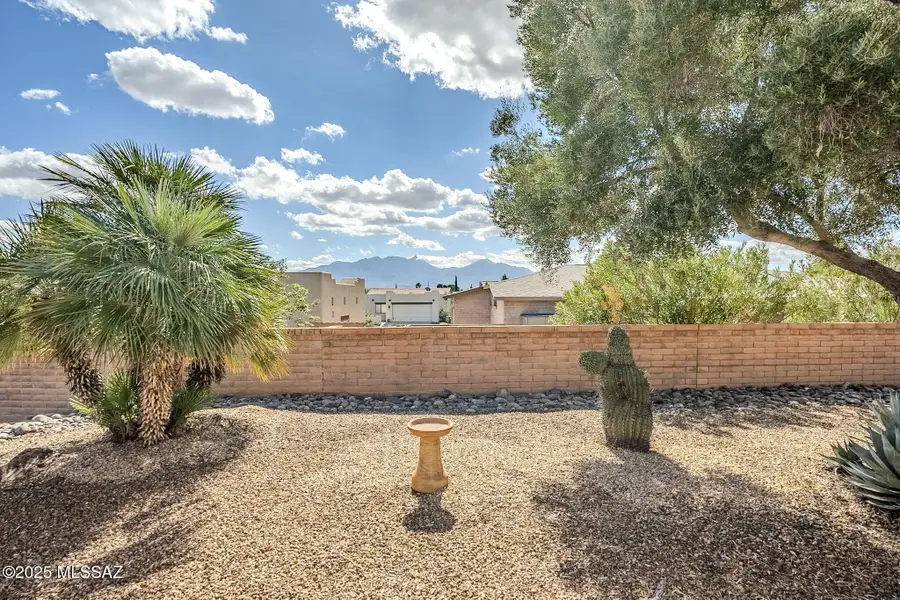 819 W Welcome Way, Green Valley, AZ 85614 - Image #2