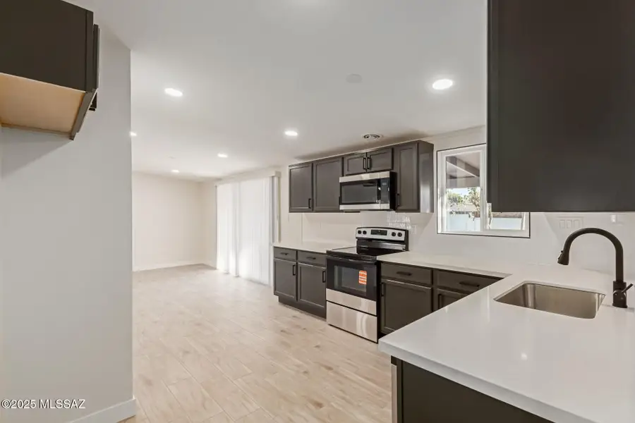 6126 E 33rd Street, Tucson, AZ 85711 - Image #2