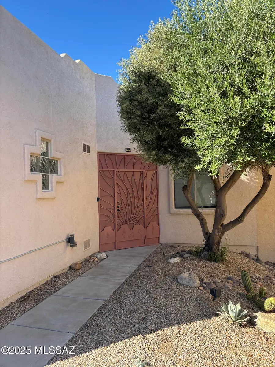 468 W Windham Boulevard, Green Valley, AZ 85614 - Image #2