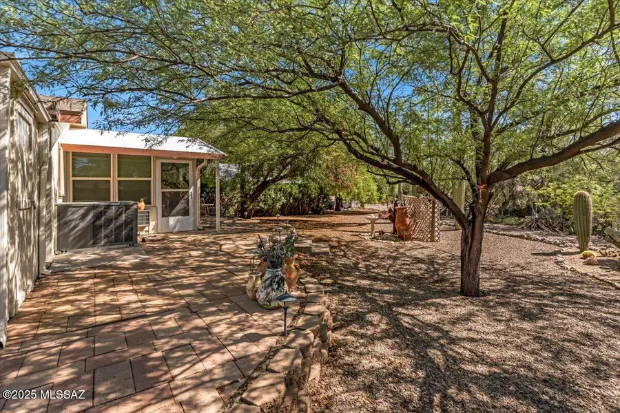 5573 W Lazy Heart, Tucson, AZ 85713 - Image #2