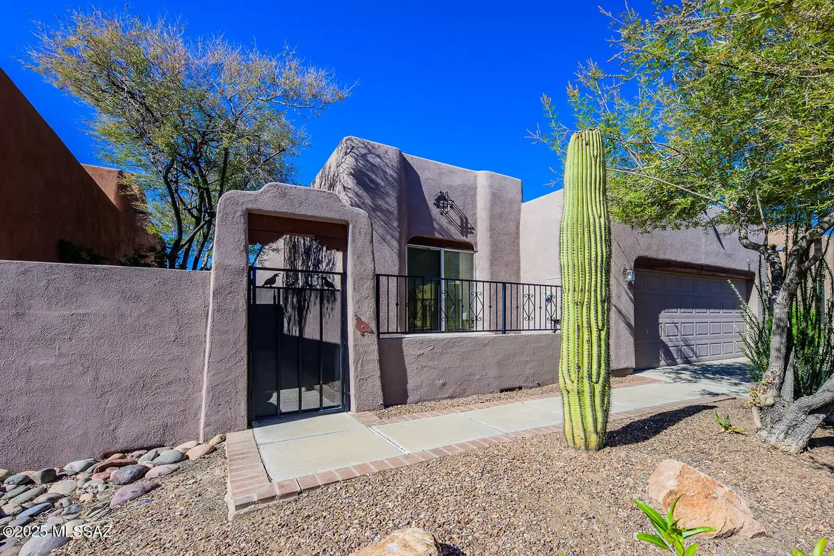 483 N Brook Park, Tucson, AZ 85710 - Image #1