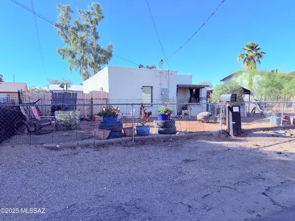 420 E Navajo Road, Tucson, AZ 85705