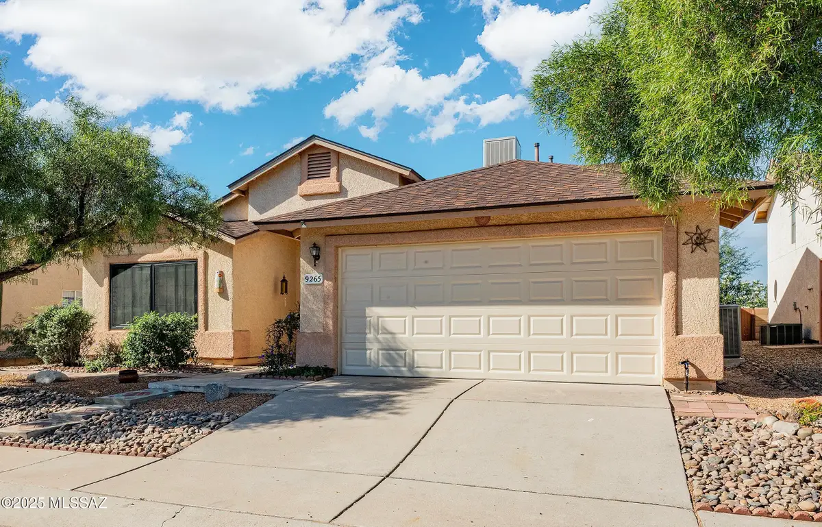 9265 N Hampshire Drive, Tucson, AZ 85741 - Image #1
