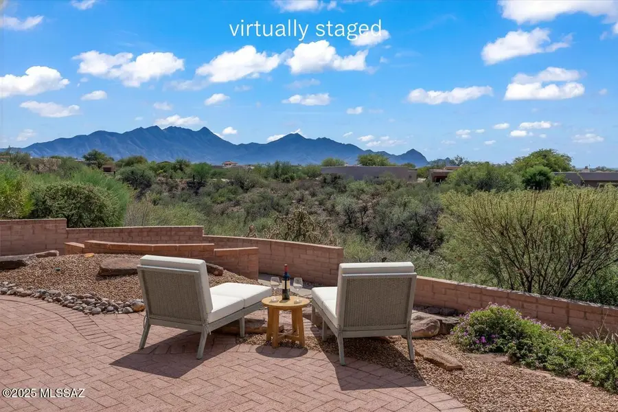 810 E Josephine Canyon Drive, Green Valley, AZ 85614 - Image #2