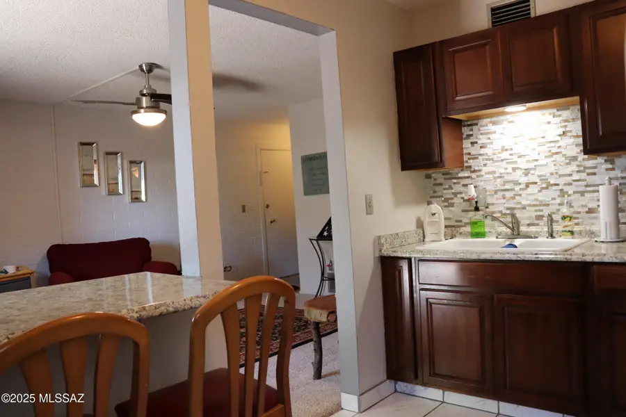 1318 S Avenida Polar, Tucson, AZ 85710 - #3
