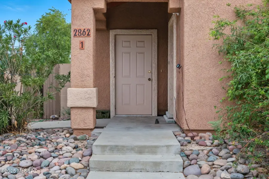 2862 N Tyndall, Tucson, AZ 85719 - Image #3