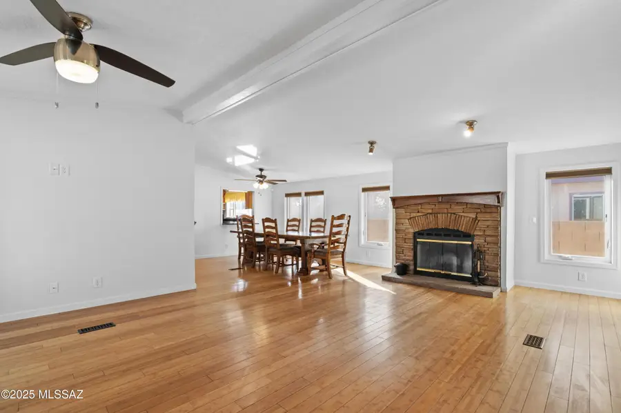 9011 N Valgrind Lane, Tucson, AZ 85743 - Image #2