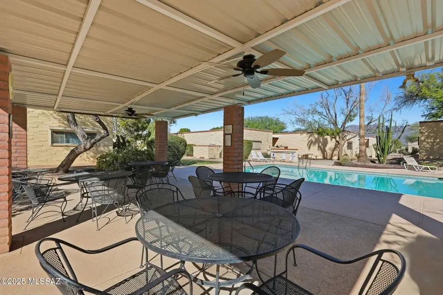 8169 E Rivenoak Drive, Tucson, AZ 85715 - Image #2
