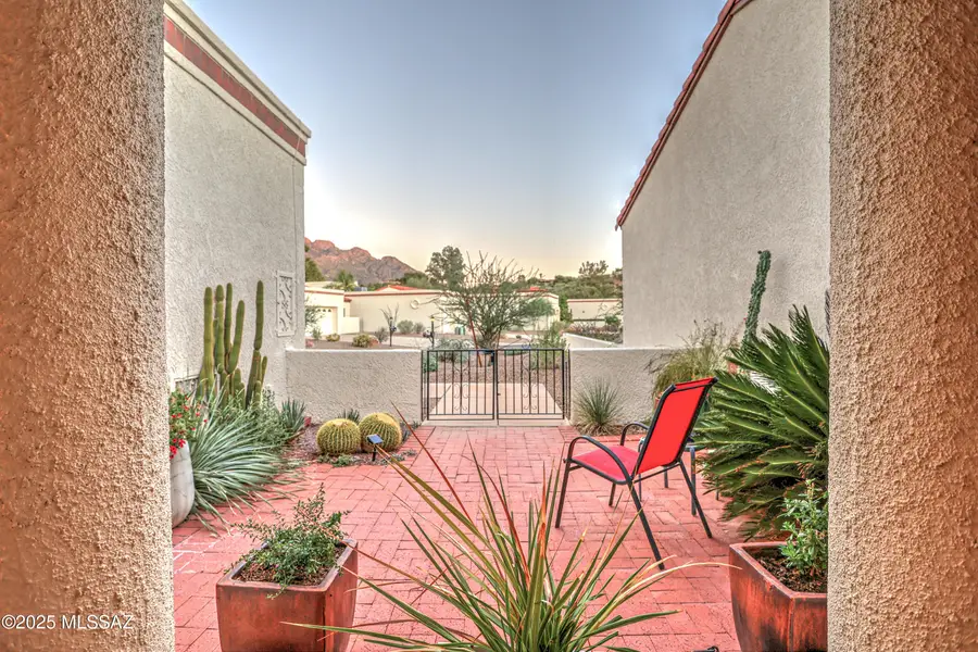 9825 N Calle Loma Linda, Tucson, AZ 85737 - Image #3