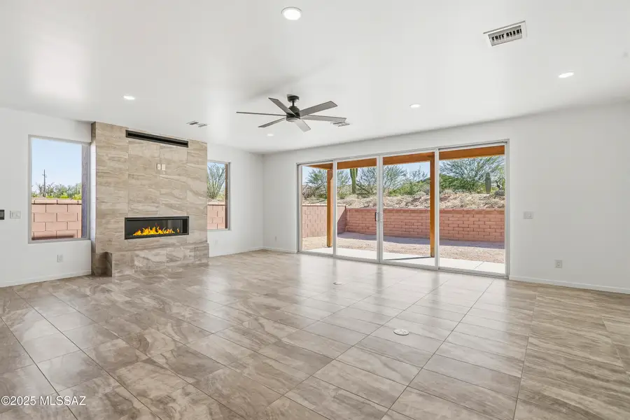 2049 W Spotted Toad Court, Tucson, AZ 85704 - Image #2