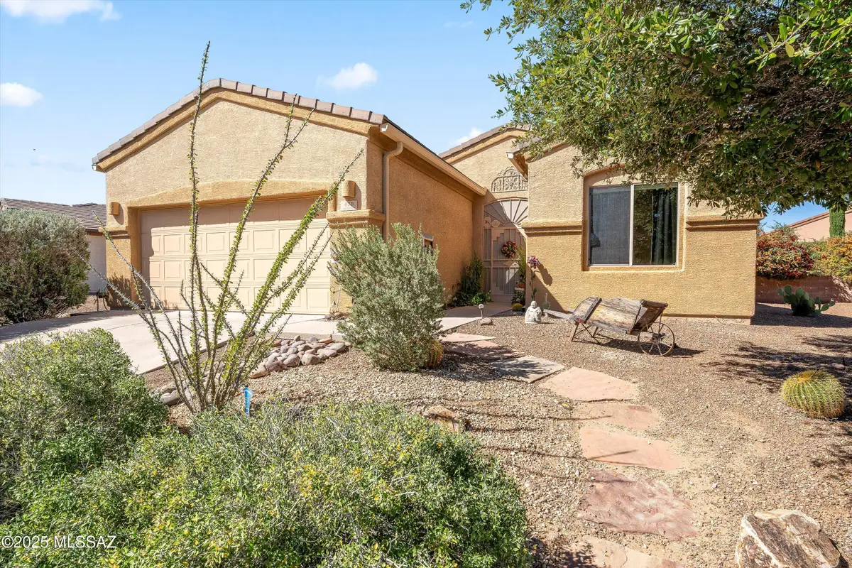 470 W Calle Artistica, Green Valley, AZ 85614 - #1