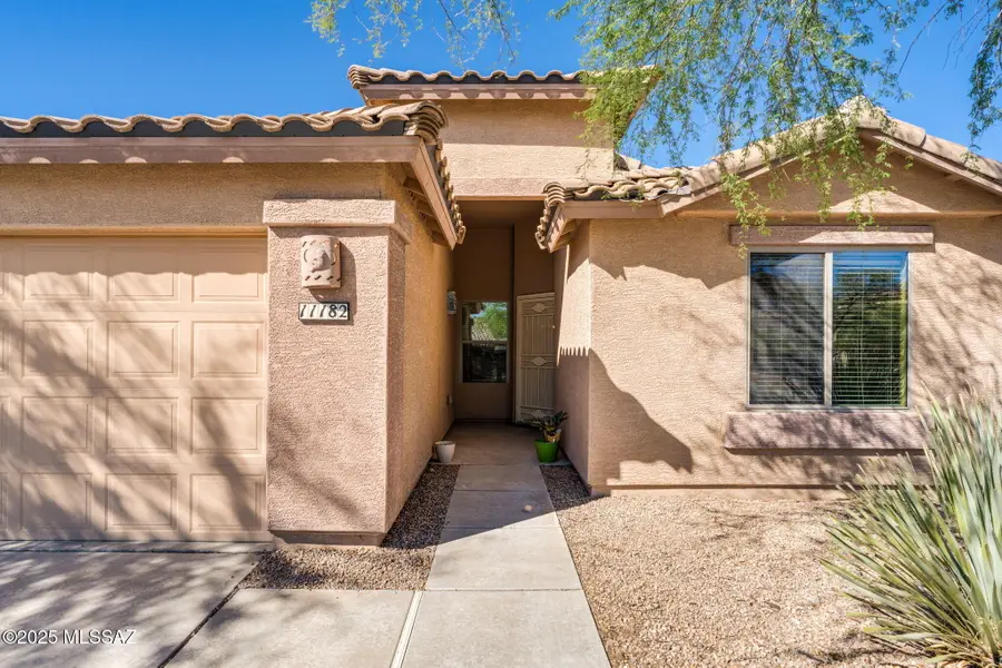 11182 W Mogollon Rim, Marana, AZ 85658 - Image #2