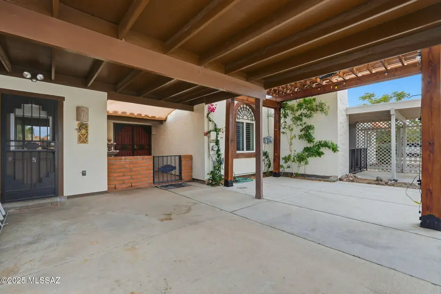 366 N Calle Del Chancero, Green Valley, AZ 85614 - Image #3