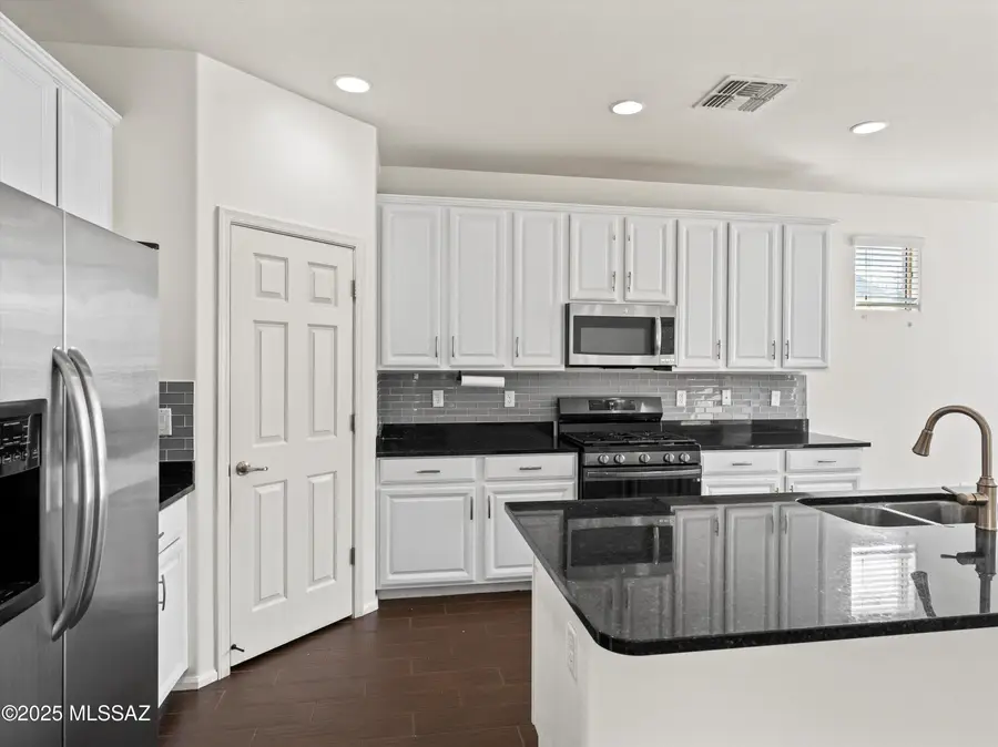 11309 W Stone Hearth Street, Marana, AZ 85658 - Image #2