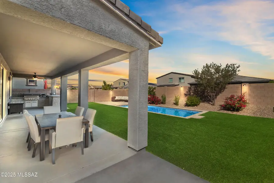2284 W Alamo Spring Loop, Oro Valley, AZ 85742 - Image #2