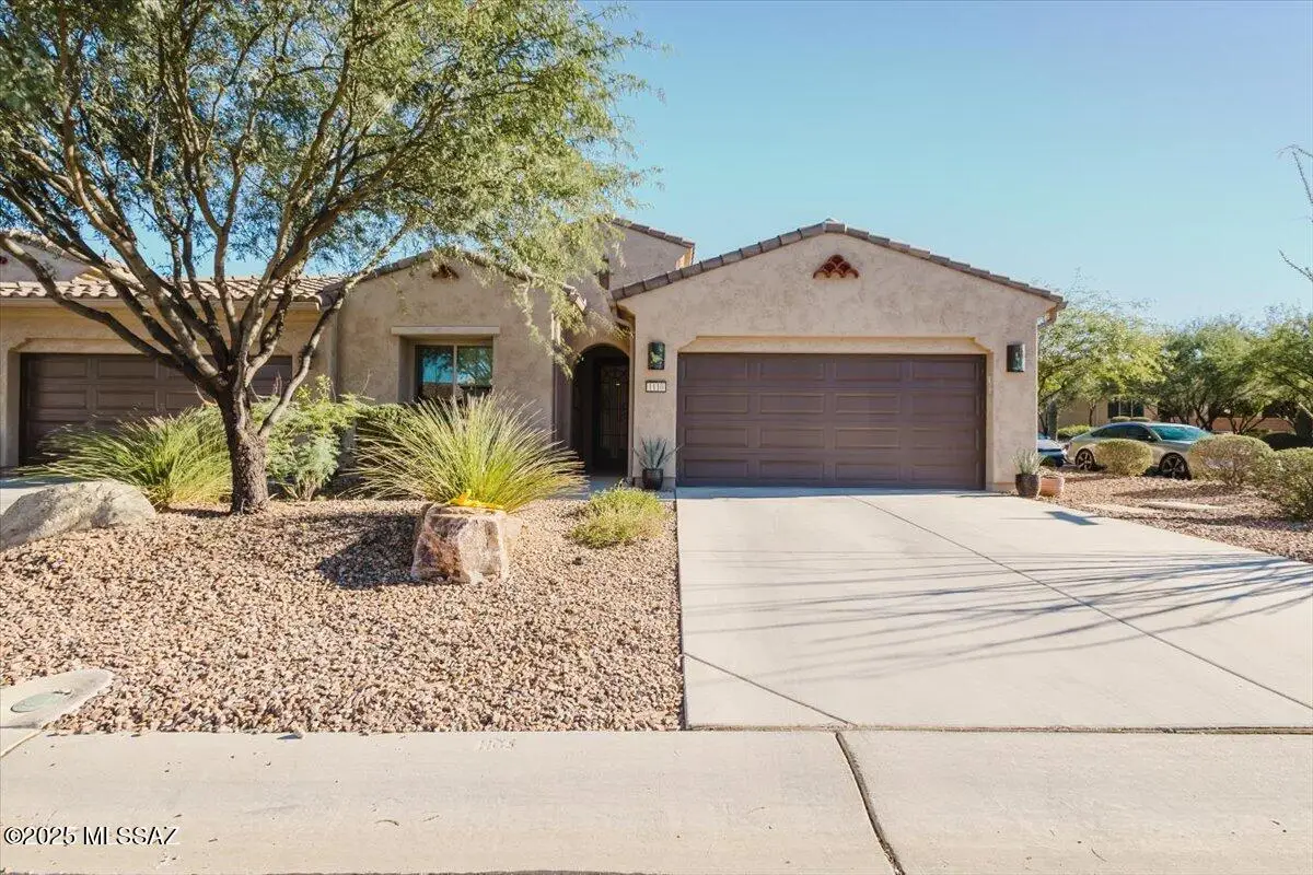 1110 N Broken Hills Drive, Green Valley, AZ 85614 - Image #1