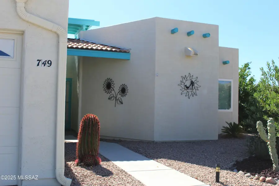 749 W Rio Moctezuma, Green Valley, AZ 85614 - Image #3