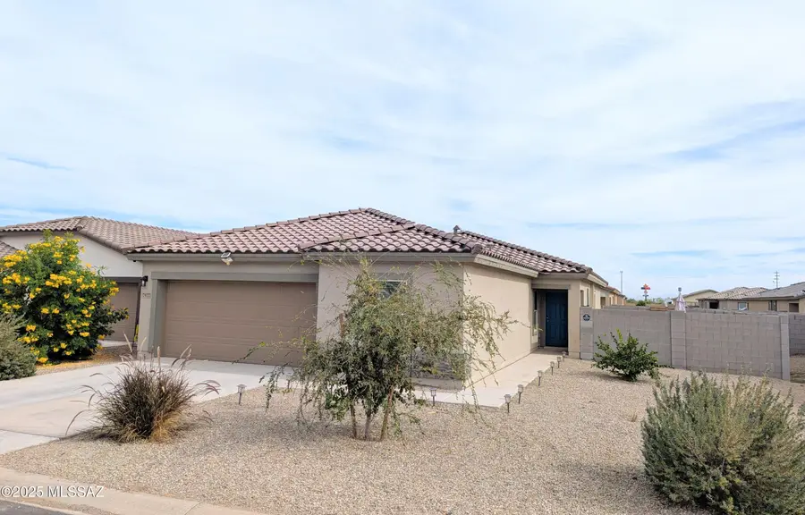 7977 Namaka Drive, Casa Grande, AZ 85193 - Image #3