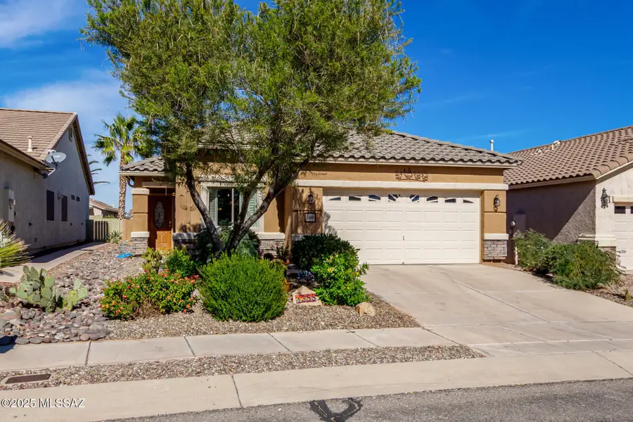 1388 W Camino Buenos Aires, Sahuarita, AZ 85629 - Image #2