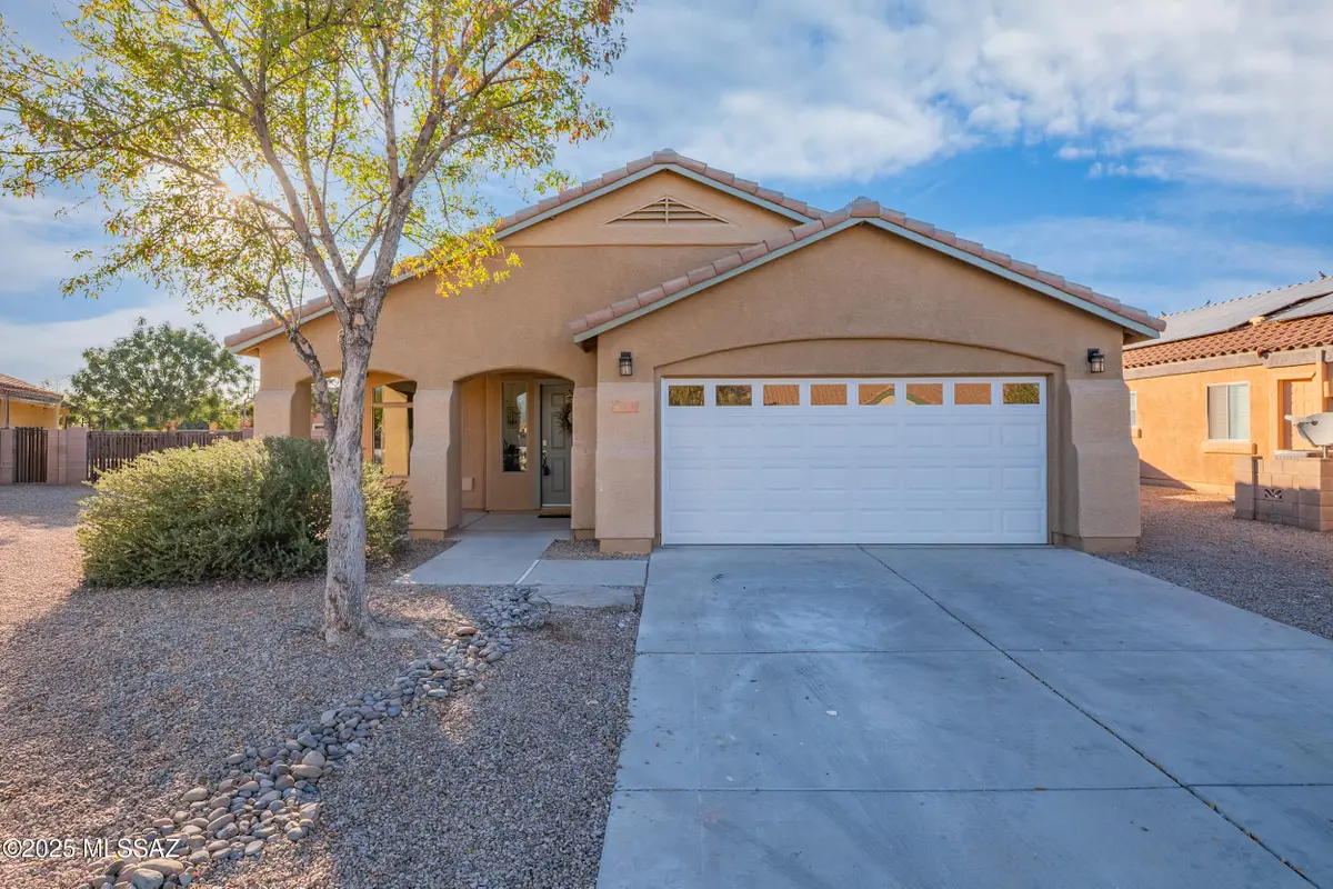 12695 N Desert Farm Land Way, Marana, AZ 85653 - Image #1