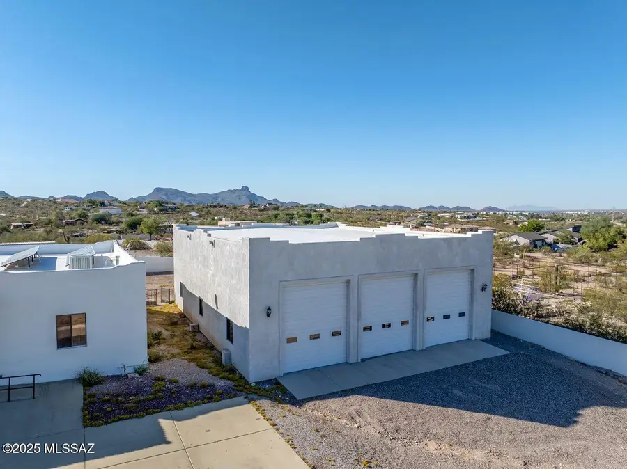 6241 N Panorama Drive, Tucson, AZ 85743 - Image #2