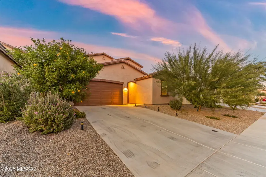 646 W Calle El Teclado, Sahuarita, AZ 85629 - Image #2