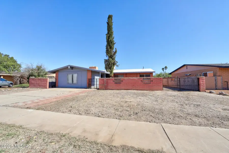 3541 S Avenida De Las Palmas, Tucson, AZ 85730 - Image #2