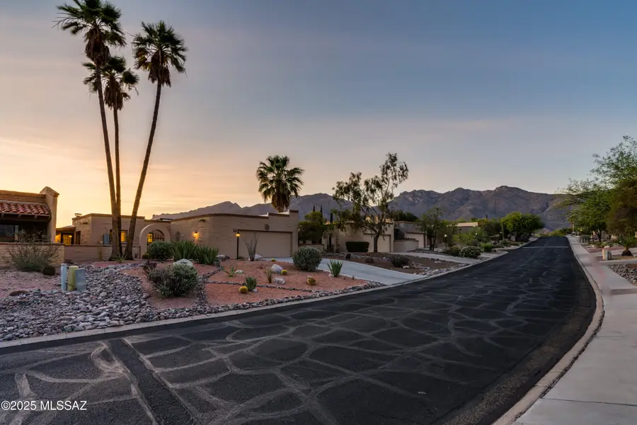 5281 N Fort Yuma Trail, Tucson, AZ 85750 - Image #2