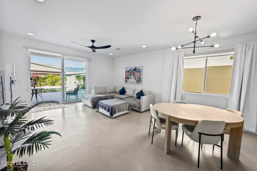 7559 E Chalkboard Court, Tucson, AZ 85715 - Image #3