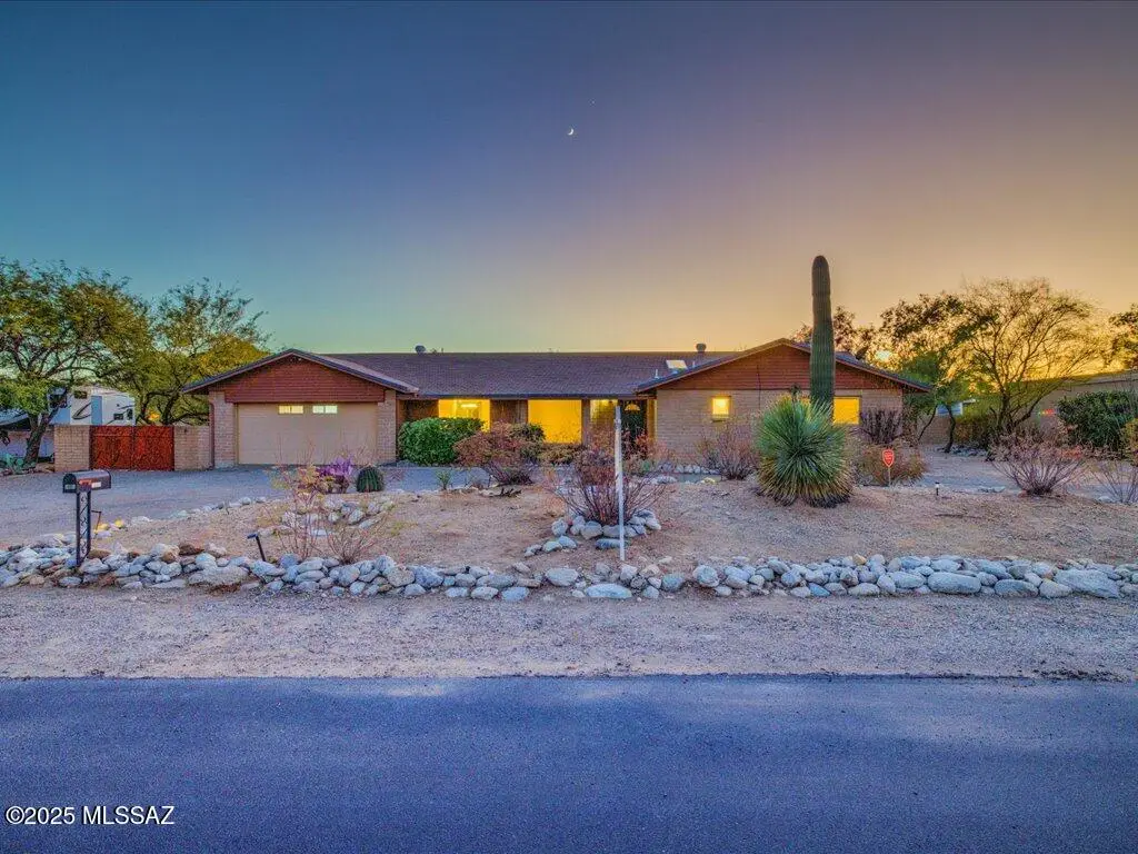 8234 E Big Horn Trail, Tucson, AZ 85750 - Image #1