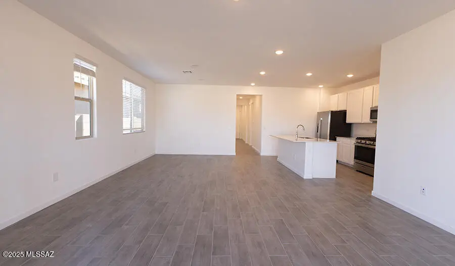 21728 E Crest Avenue, Red Rock, AZ 85145 - Image #2