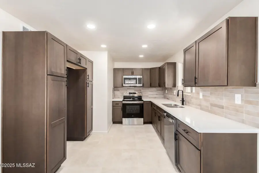 8501 N Camino De Oeste, Tucson, AZ 85742 - Image #2