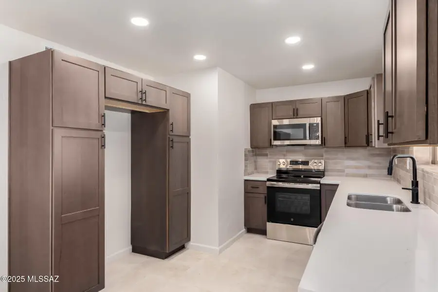 8501 N Camino De Oeste, Tucson, AZ 85742 - Image #3