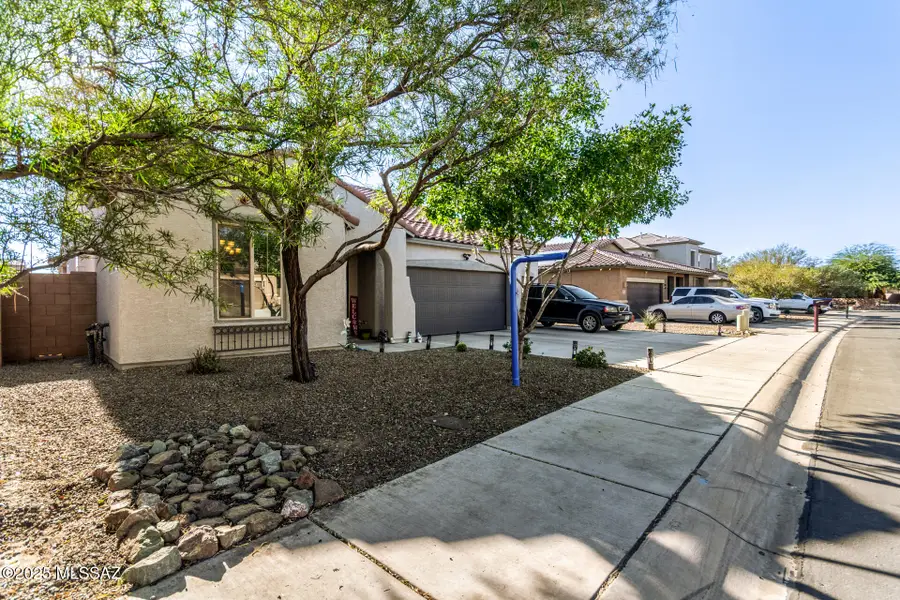 12543 N Boscombe Drive, Marana, AZ 85653 - Image #3