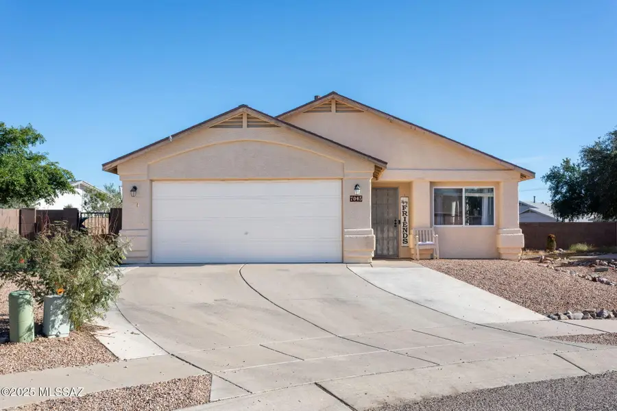 7045 E Fighting Falcon Place, Tucson, AZ 85730 - Image #2