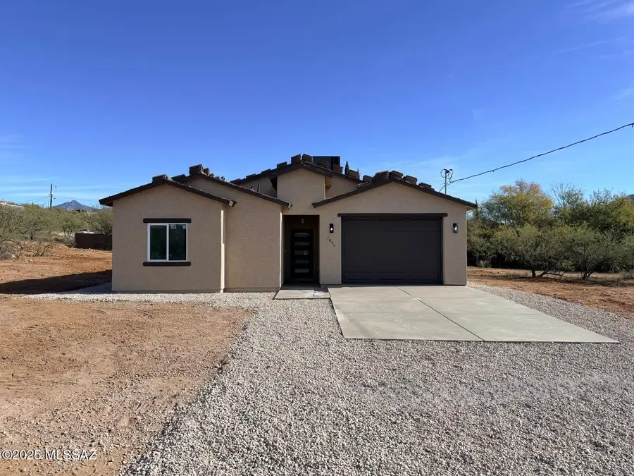 1851 Tijuana Ct, Rio Rico, AZ 85648 - Image #2